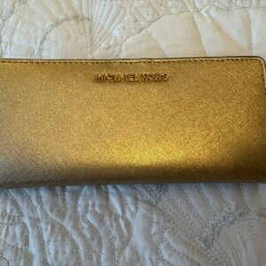 Michael Kors Shimmering Gold Wallet